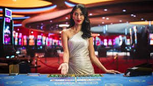Tampilan meja Live Casino ultras79 dengan dealer sungguhan dan antarmuka interaktif